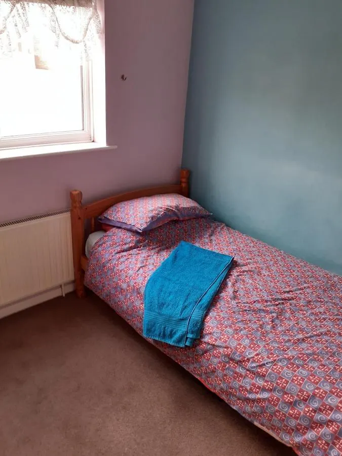 Homestay Home From Home Single Or Double Room Netflix Or Virgin Tv Wifi & Free Parking Poole